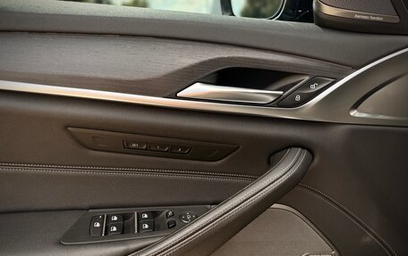 BMW 5 серия, 2021 год, 4 800 000 рублей, 15 фотография