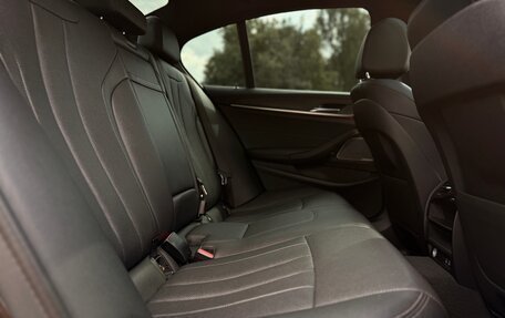 BMW 5 серия, 2021 год, 4 800 000 рублей, 26 фотография
