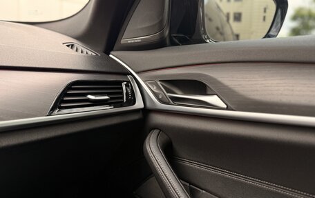 BMW 5 серия, 2021 год, 4 800 000 рублей, 28 фотография