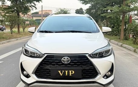 Toyota Yaris XP150 рестайлинг, 2023 год, 1 222 777 рублей, 2 фотография