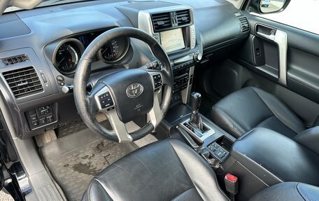 Toyota Land Cruiser Prado 150 рестайлинг 2, 2013 год, 2 445 000 рублей, 9 фотография
