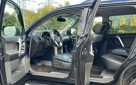 Toyota Land Cruiser Prado 150 рестайлинг 2, 2013 год, 2 445 000 рублей, 4 фотография