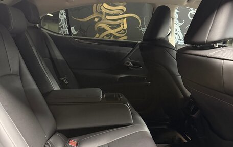 Lexus ES VII, 2022 год, 5 150 000 рублей, 19 фотография