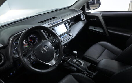 Toyota RAV4, 2018 год, 2 500 000 рублей, 7 фотография