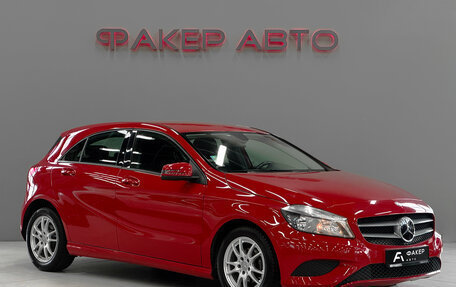 Mercedes-Benz A-Класс, 2013 год, 1 200 000 рублей, 2 фотография