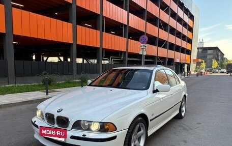 BMW 5 серия, 2002 год, 1 400 000 рублей, 3 фотография