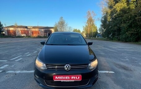 Volkswagen Polo VI (EU Market), 2013 год, 720 000 рублей, 1 фотография