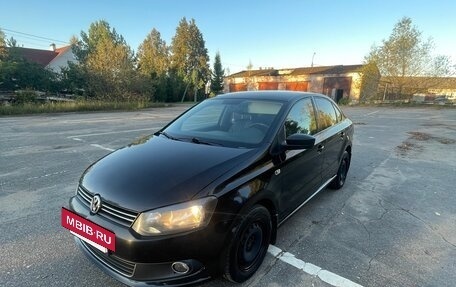 Volkswagen Polo VI (EU Market), 2013 год, 720 000 рублей, 2 фотография