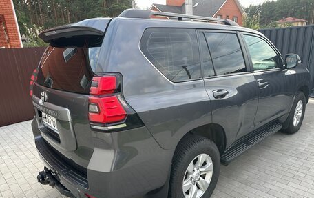 Toyota Land Cruiser Prado 150 рестайлинг 2, 2019 год, 4 850 000 рублей, 13 фотография