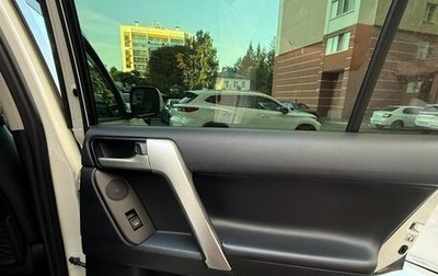 Toyota Land Cruiser Prado 150 рестайлинг 2, 2018 год, 6 500 000 рублей, 1 фотография