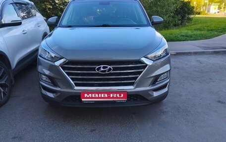 Hyundai Tucson III, 2019 год, 2 100 000 рублей, 1 фотография
