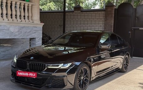 BMW 5 серия, 2021 год, 7 200 000 рублей, 2 фотография