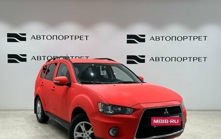 Mitsubishi Outlander III рестайлинг 3, 2011 год, 699 000 рублей, 9 фотография