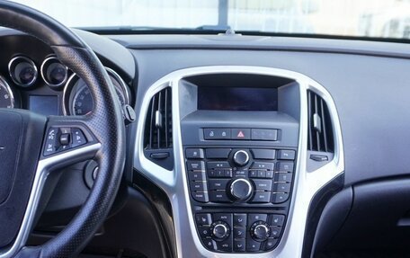 Opel Astra J, 2012 год, 920 000 рублей, 11 фотография