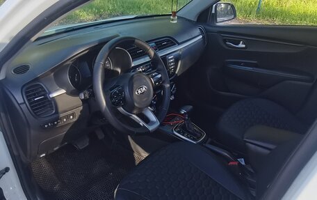 KIA Rio IV, 2020 год, 780 000 рублей, 3 фотография