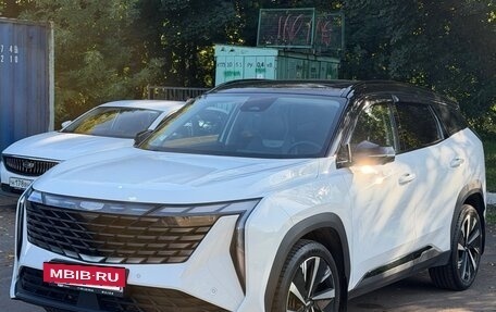 Geely Atlas, 2023 год, 2 500 000 рублей, 2 фотография