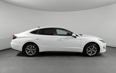 Hyundai Sonata VIII, 2021 год, 2 350 000 рублей, 5 фотография