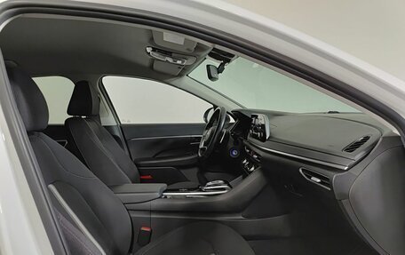 Hyundai Sonata VIII, 2021 год, 2 350 000 рублей, 13 фотография
