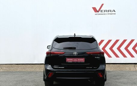 Toyota Highlander, 2024 год, 4 990 000 рублей, 3 фотография