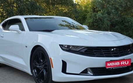 Chevrolet Camaro VI, 2022 год, 4 250 000 рублей, 1 фотография