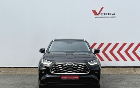 Toyota Highlander, 2024 год, 4 990 000 рублей, 5 фотография