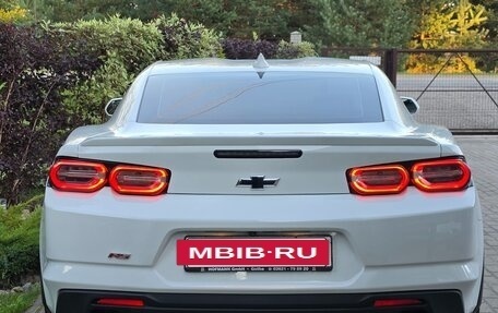 Chevrolet Camaro VI, 2022 год, 4 250 000 рублей, 6 фотография