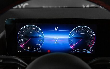 Mercedes-Benz GLA, 2024 год, 5 990 000 рублей, 8 фотография