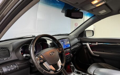 KIA Sorento II рестайлинг, 2010 год, 1 099 000 рублей, 10 фотография