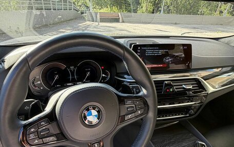 BMW 5 серия, 2019 год, 4 700 000 рублей, 2 фотография