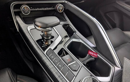 Geely Tugella FY11, 2022 год, 2 500 000 рублей, 21 фотография