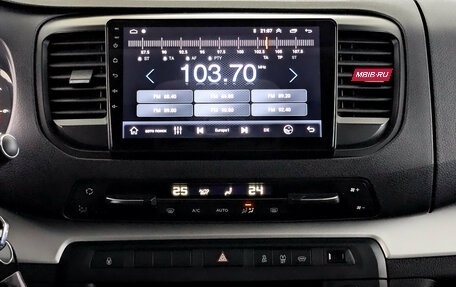 Peugeot Traveller I, 2021 год, 3 080 000 рублей, 16 фотография