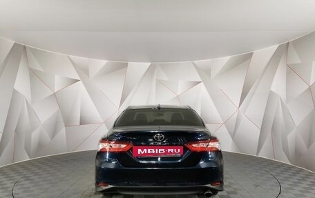 Toyota Camry, 2019 год, 1 885 000 рублей, 8 фотография
