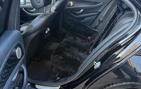 Mercedes-Benz E-Класс, 2017 год, 2 950 000 рублей, 5 фотография