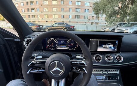 Mercedes-Benz E-Класс, 2017 год, 2 950 000 рублей, 3 фотография