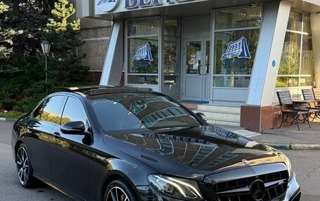 Mercedes-Benz E-Класс, 2017 год, 2 950 000 рублей, 9 фотография