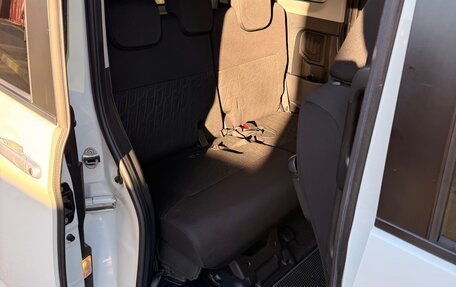 Toyota Roomy I, 2018 год, 1 200 000 рублей, 18 фотография
