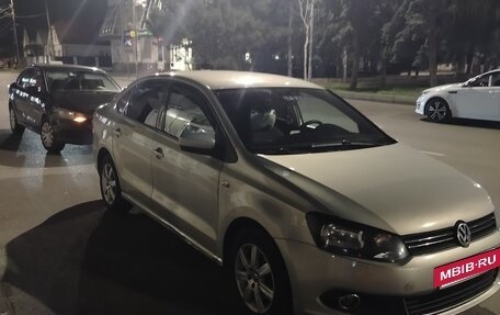 Volkswagen Polo VI (EU Market), 2011 год, 680 000 рублей, 4 фотография