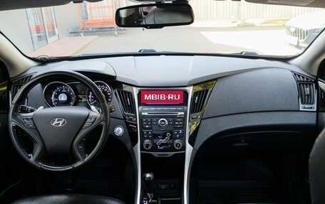 Hyundai Sonata VI, 2011 год, 1 050 000 рублей, 10 фотография