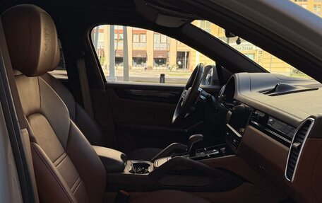 Porsche Cayenne III, 2022 год, 11 500 000 рублей, 9 фотография