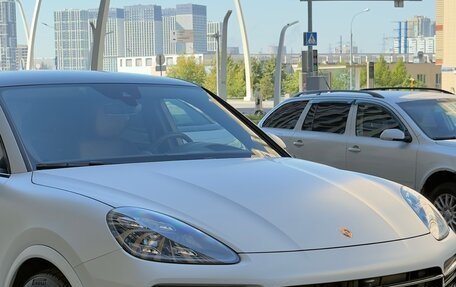 Porsche Cayenne III, 2022 год, 11 500 000 рублей, 21 фотография