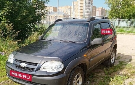 Chevrolet Niva I рестайлинг, 2010 год, 330 000 рублей, 2 фотография