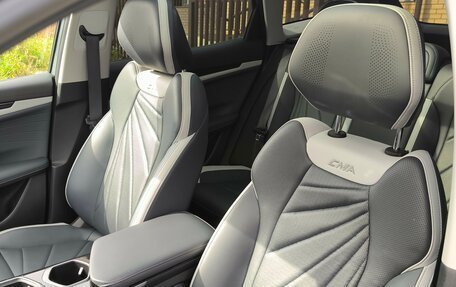 Geely Atlas, 2023 год, 2 700 000 рублей, 11 фотография