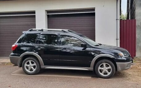 Mitsubishi Outlander III рестайлинг 3, 2006 год, 870 000 рублей, 3 фотография