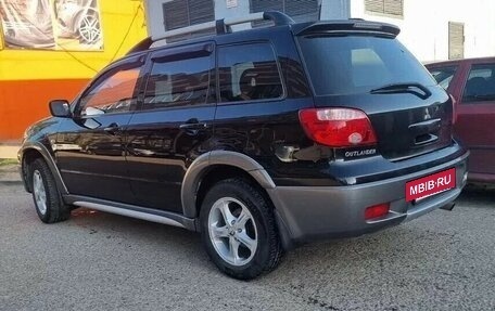 Mitsubishi Outlander III рестайлинг 3, 2006 год, 870 000 рублей, 2 фотография