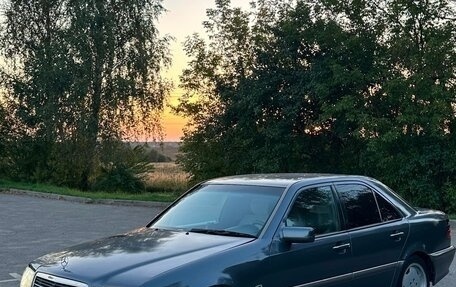 Mercedes-Benz C-Класс, 1997 год, 430 000 рублей, 2 фотография