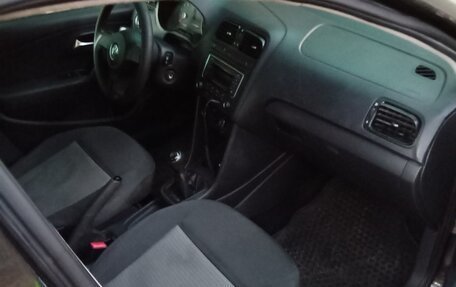 Volkswagen Polo VI (EU Market), 2012 год, 450 000 рублей, 12 фотография
