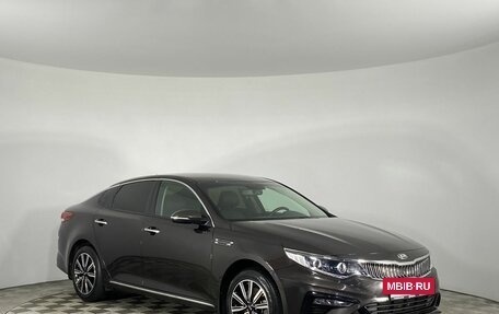 KIA Optima IV, 2018 год, 1 980 000 рублей, 2 фотография