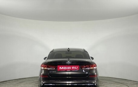 KIA Optima IV, 2018 год, 1 980 000 рублей, 8 фотография