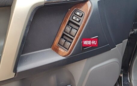 Toyota Land Cruiser Prado 150 рестайлинг 2, 2011 год, 2 950 000 рублей, 21 фотография