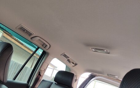 Toyota Land Cruiser Prado 150 рестайлинг 2, 2011 год, 2 950 000 рублей, 27 фотография